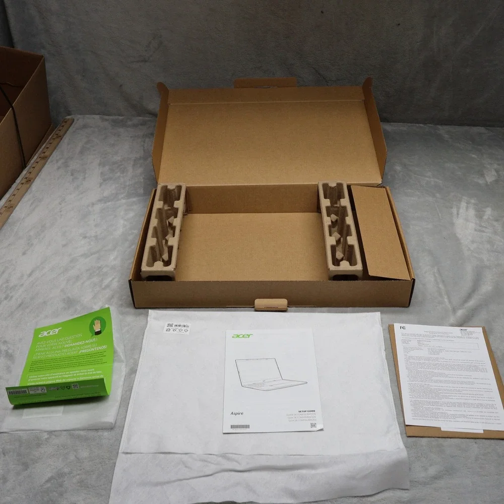 Acer‎ Aspire 3 Retail Box Laptop Structural Supports Setup Guide Box Only